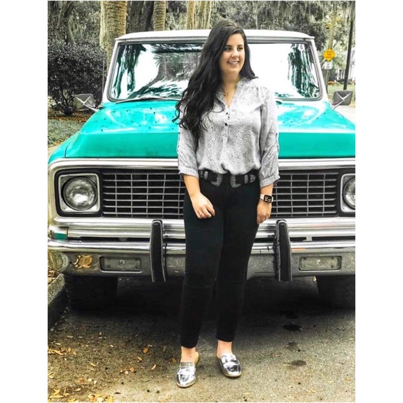 Shop Share Like To Be Notified of SALES & EVENTS - Picture 9 of 11